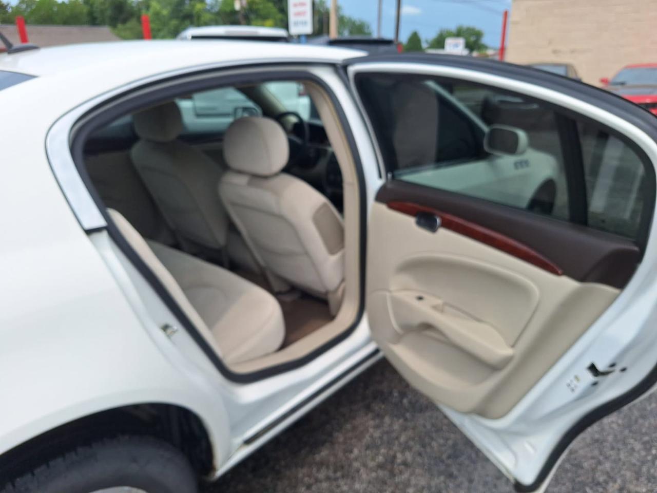 Buick Lucerne  2007