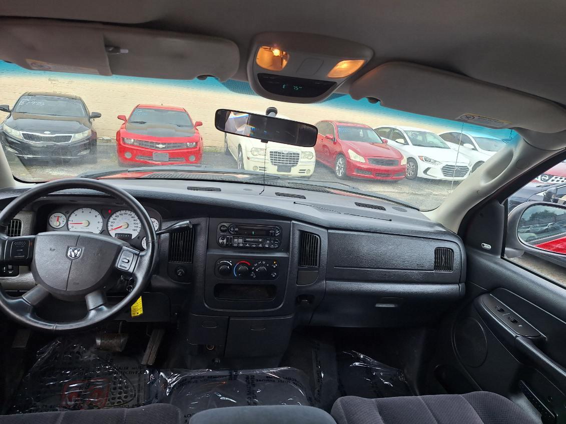 Dodge Ram 1500  2004