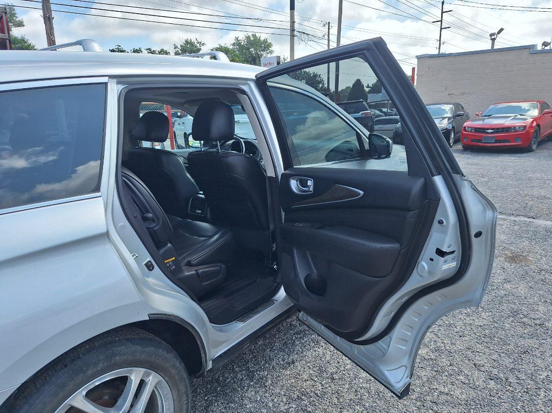 Infiniti JX  2013