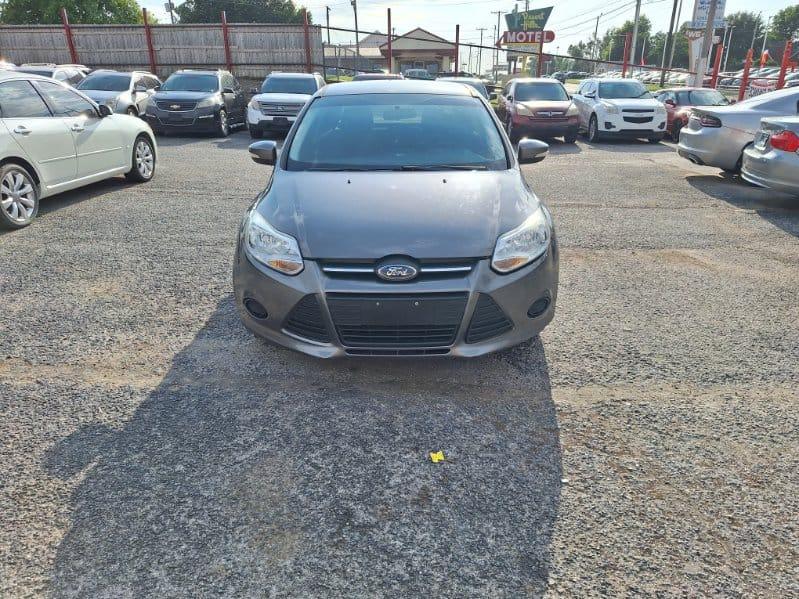 Ford Focus SE 2013