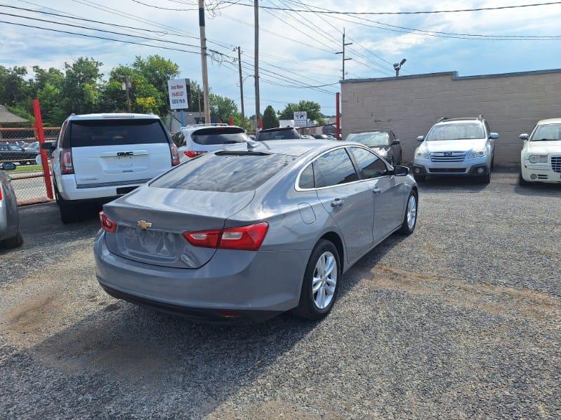 Chevrolet Malibu  2016