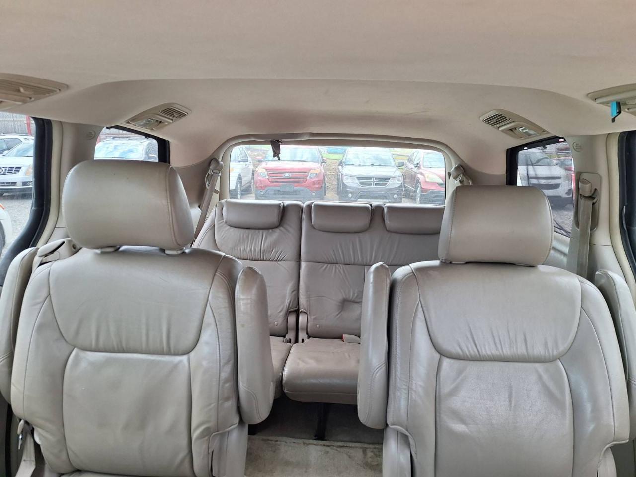 Toyota Sienna  2006