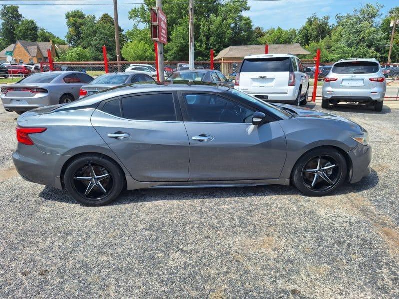 Nissan Maxima 3.5 S 2017