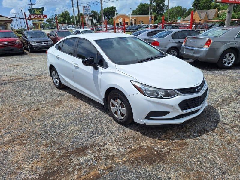 Chevrolet Cruze LS Auto 2018
