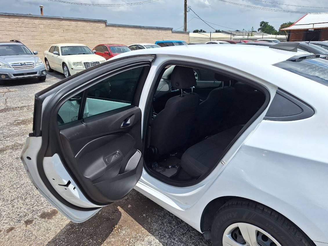 Chevrolet Cruze LS Auto 2018
