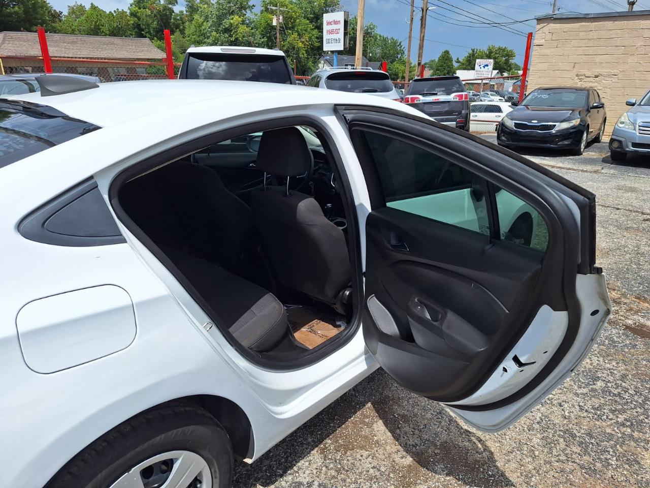 Chevrolet Cruze LS Auto 2018