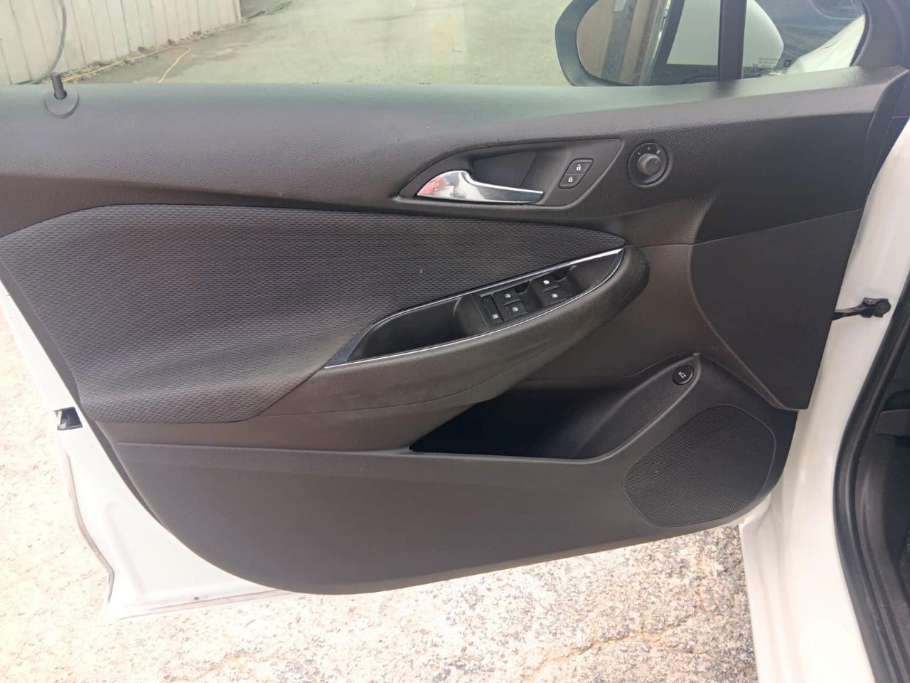 Chevrolet Cruze LS Auto 2018