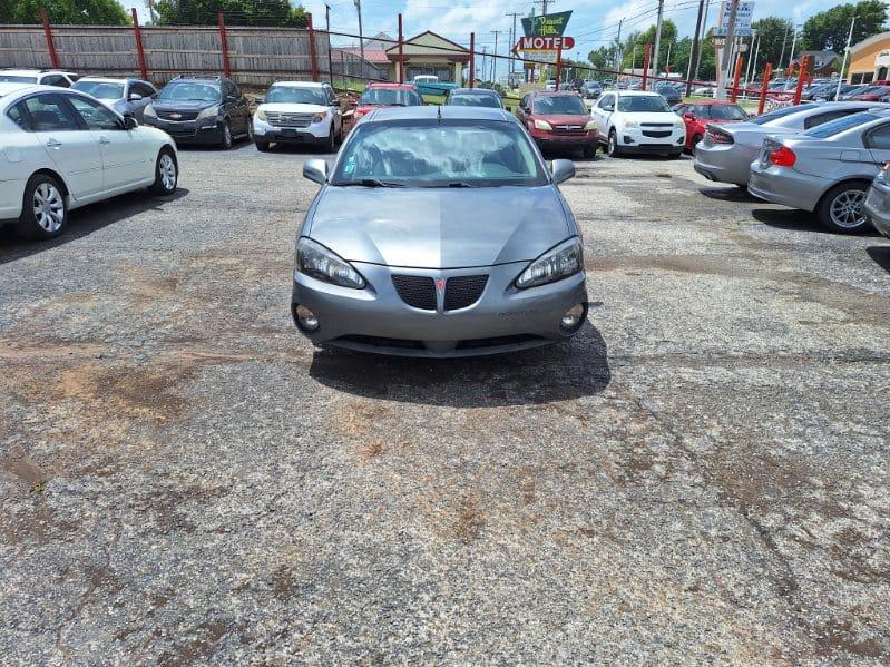 Pontiac Grand Prix  2005