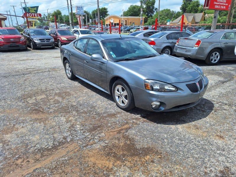 Pontiac Grand Prix  2005