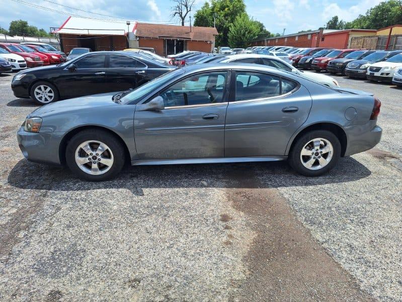 Pontiac Grand Prix  2005
