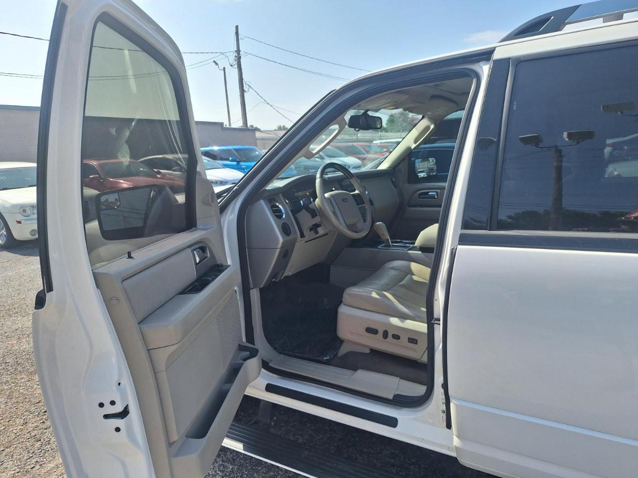 Ford Expedition  2013