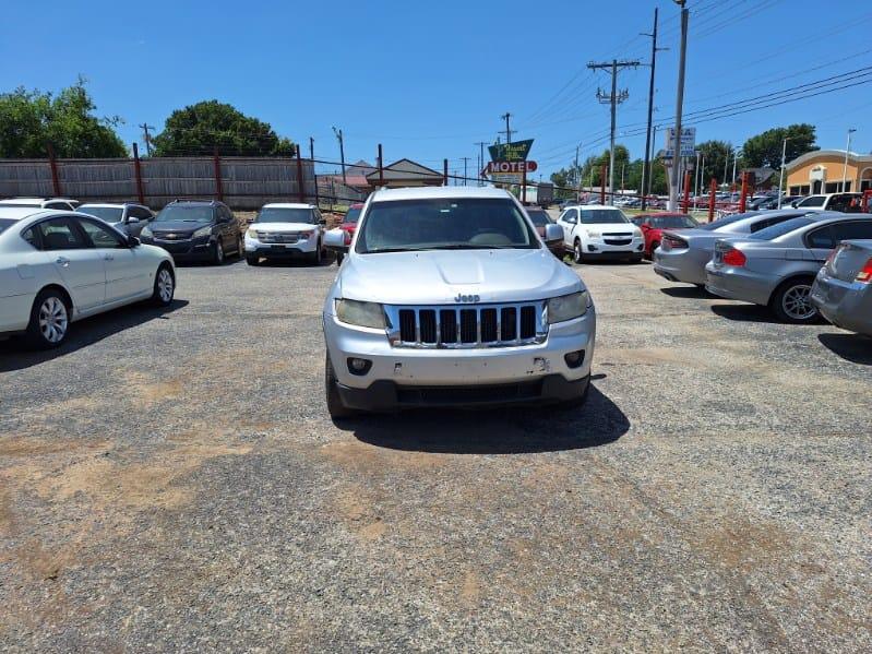 Jeep Grand Cherokee  2011