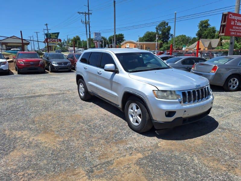 Jeep Grand Cherokee  2011