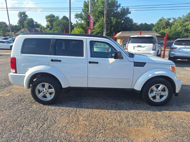 Dodge Nitro  2008