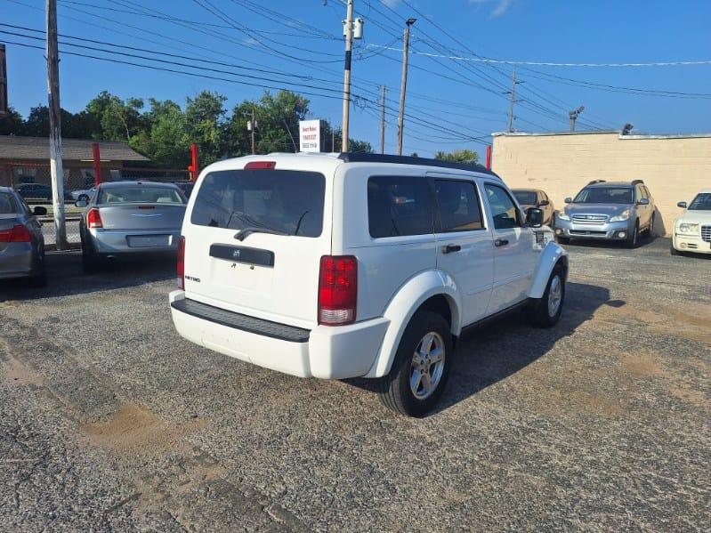 Dodge Nitro  2008
