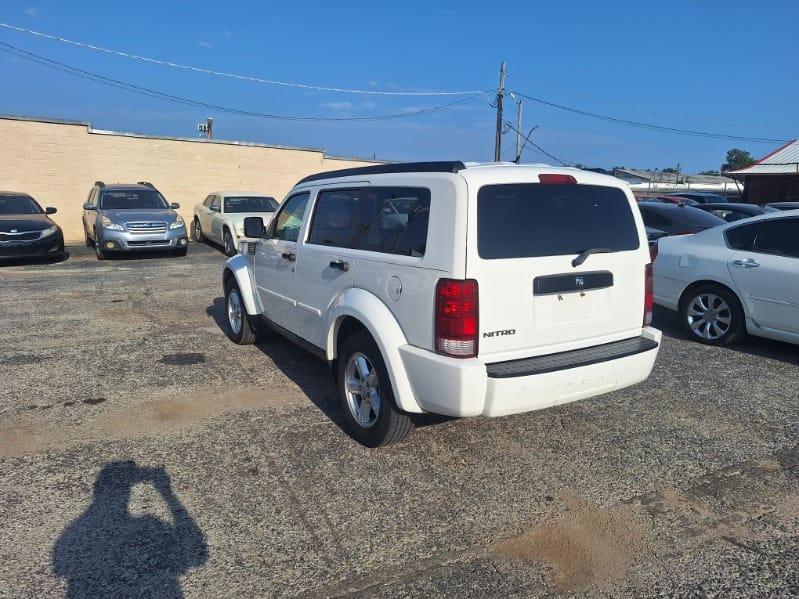 Dodge Nitro  2008