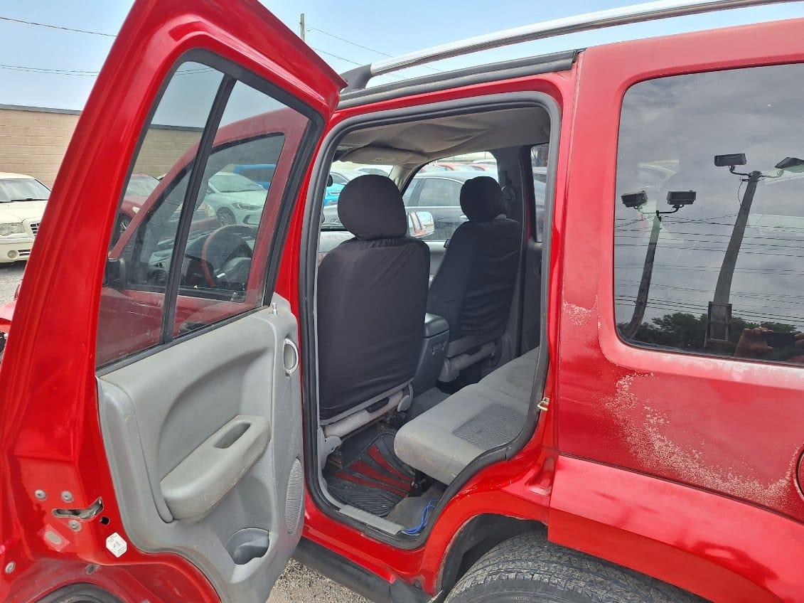Jeep Liberty  2005