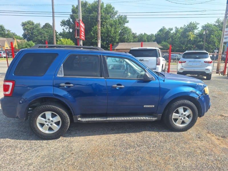 Ford Escape  2008