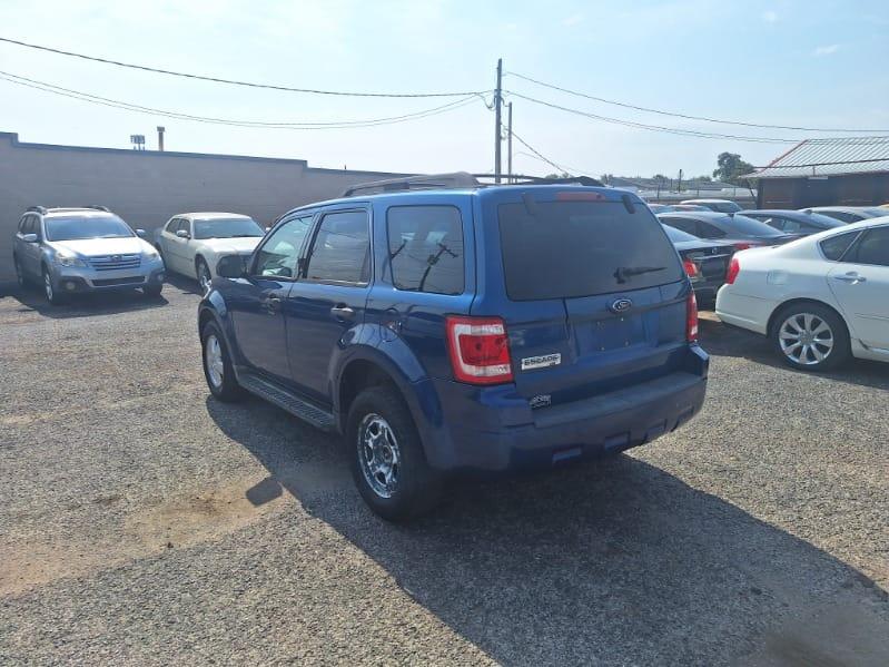 Ford Escape  2008
