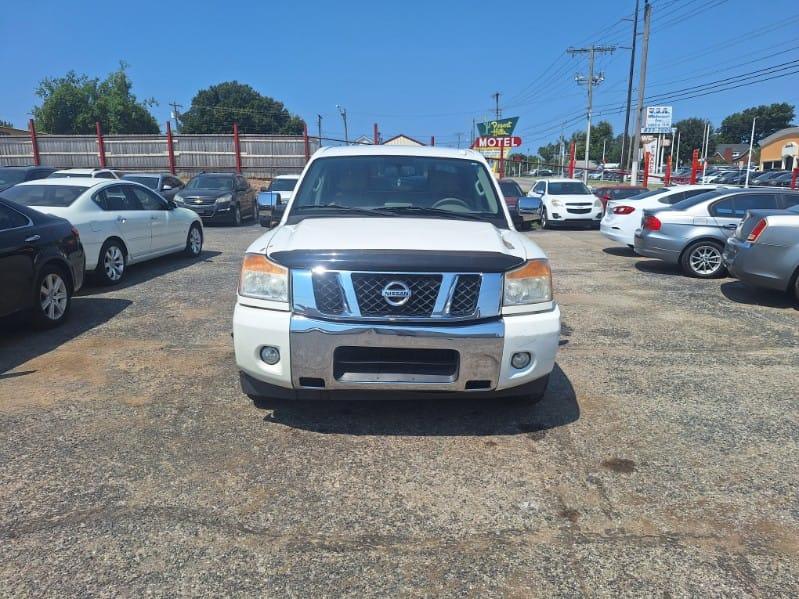 Nissan Titan SV 2013