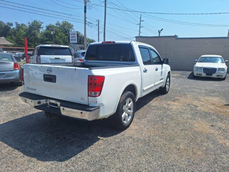 Nissan Titan SV 2013