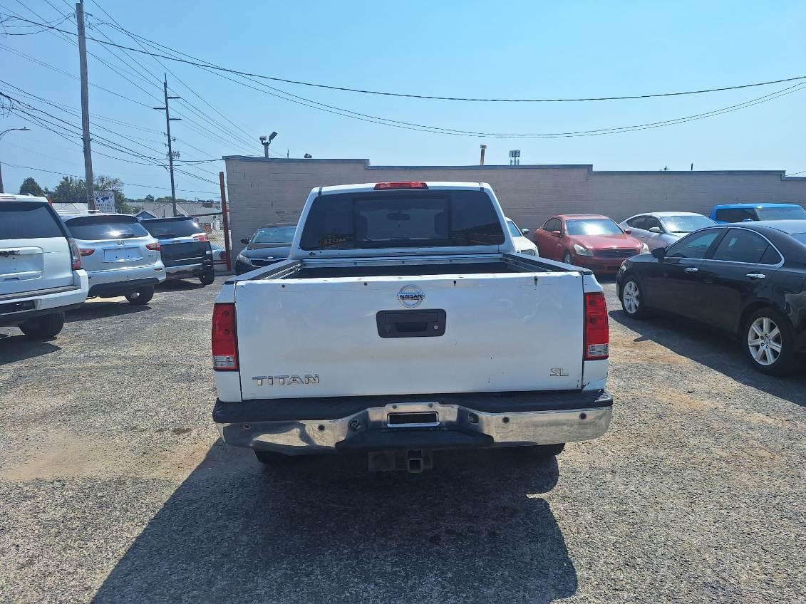 Nissan Titan SV 2013