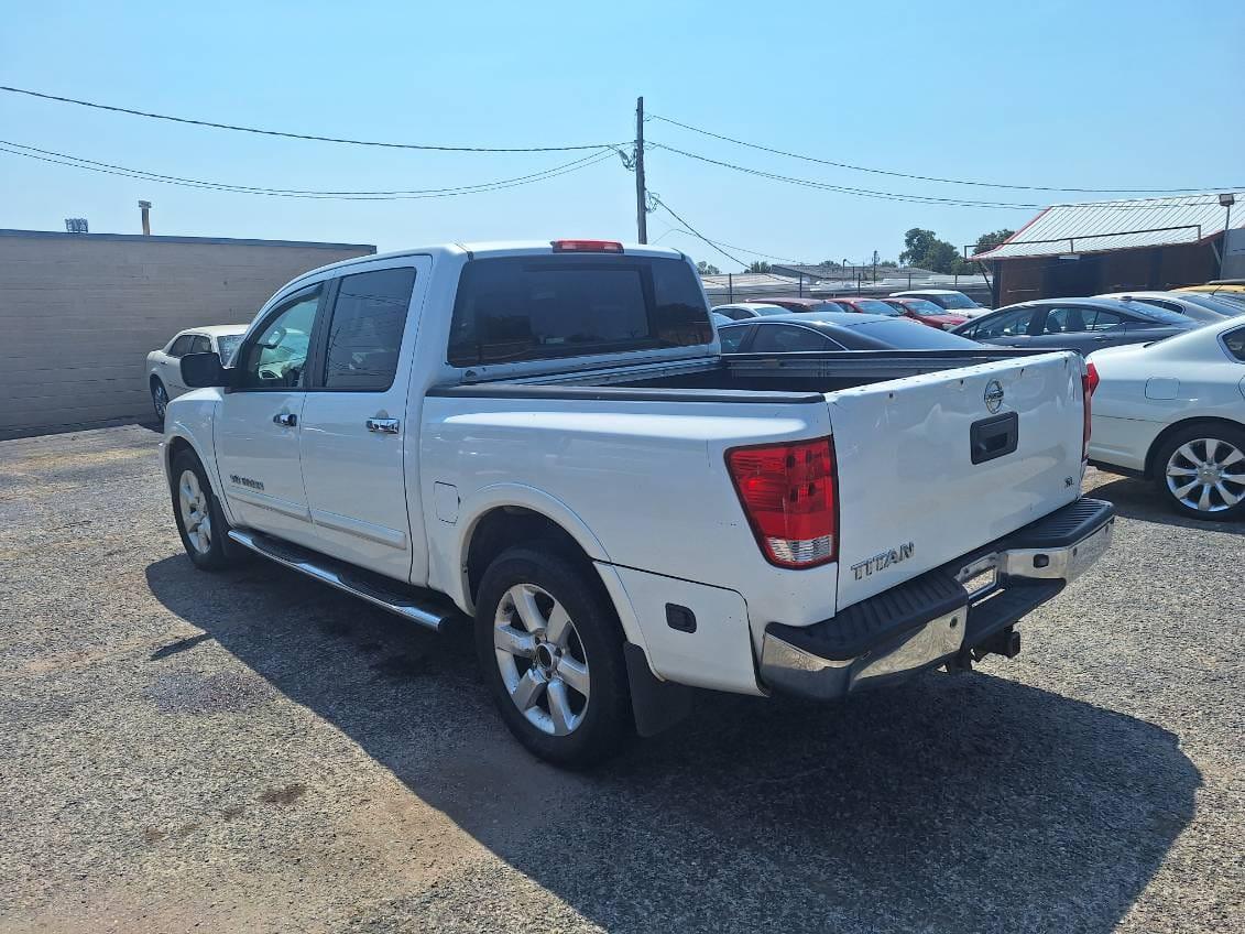 Nissan Titan SV 2013