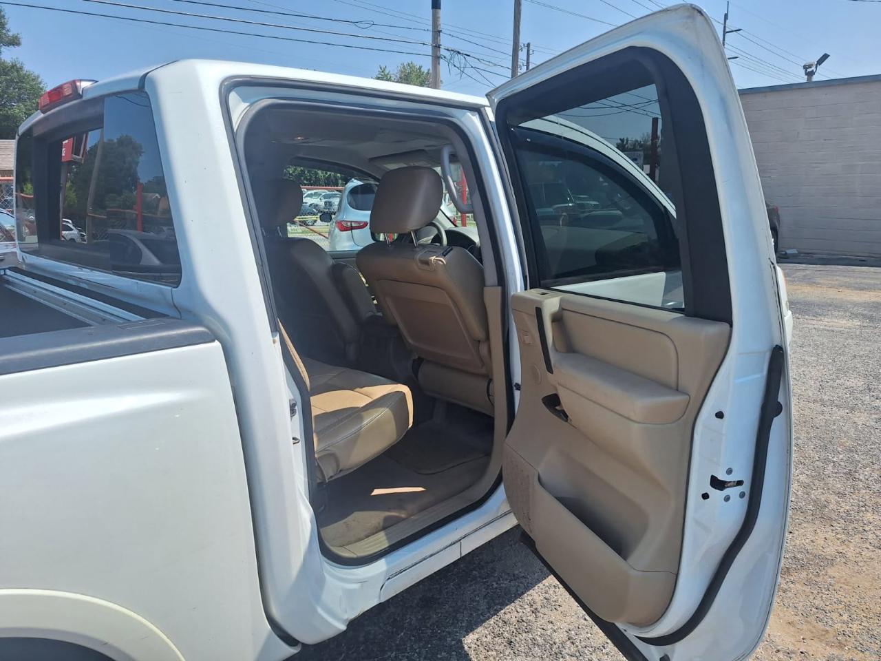 Nissan Titan SV 2013
