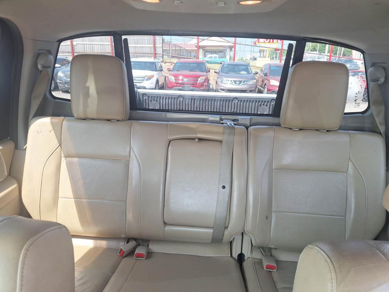 Nissan Titan SV 2013