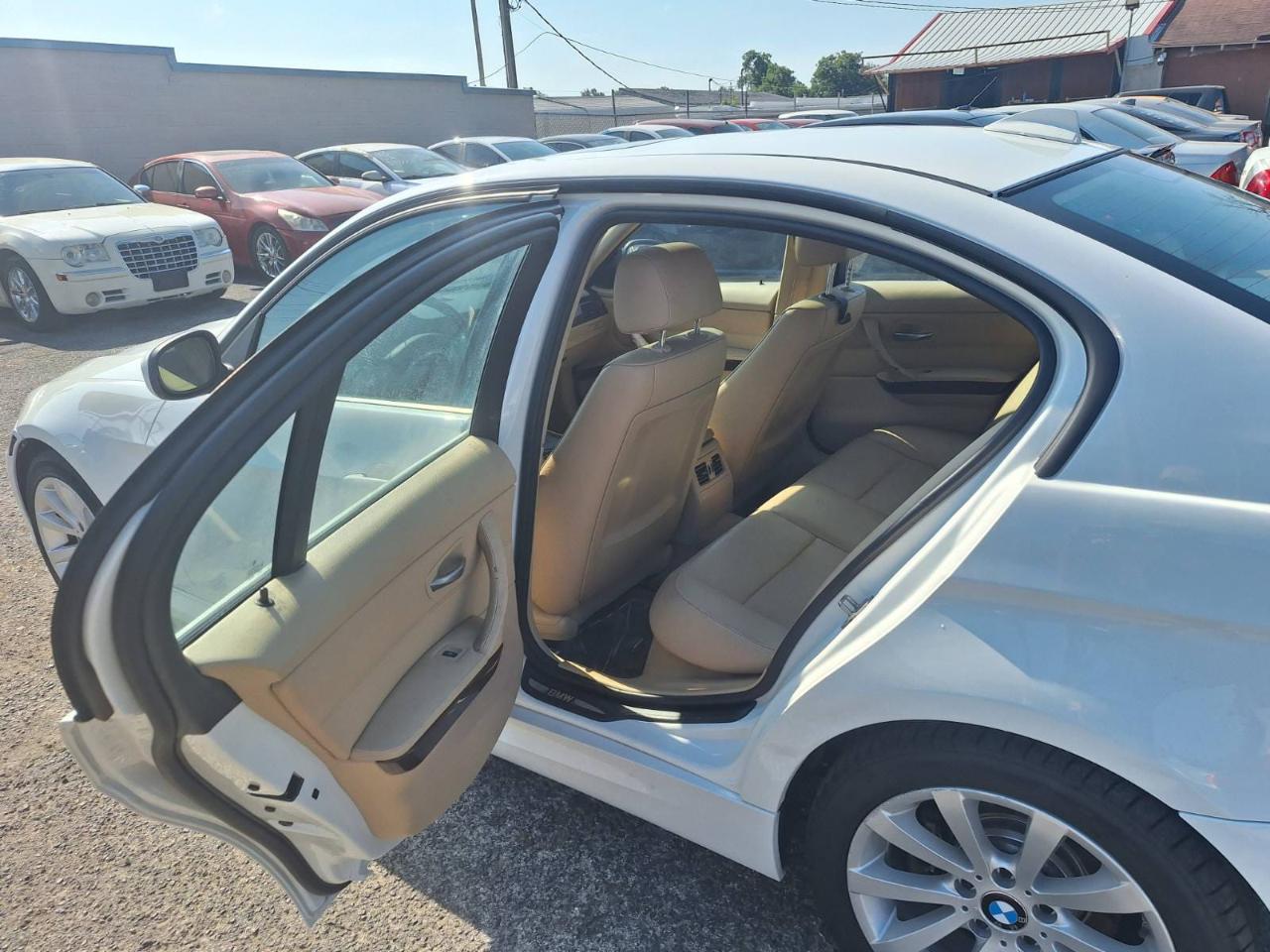 BMW 3-Series 328i xDrive 2011