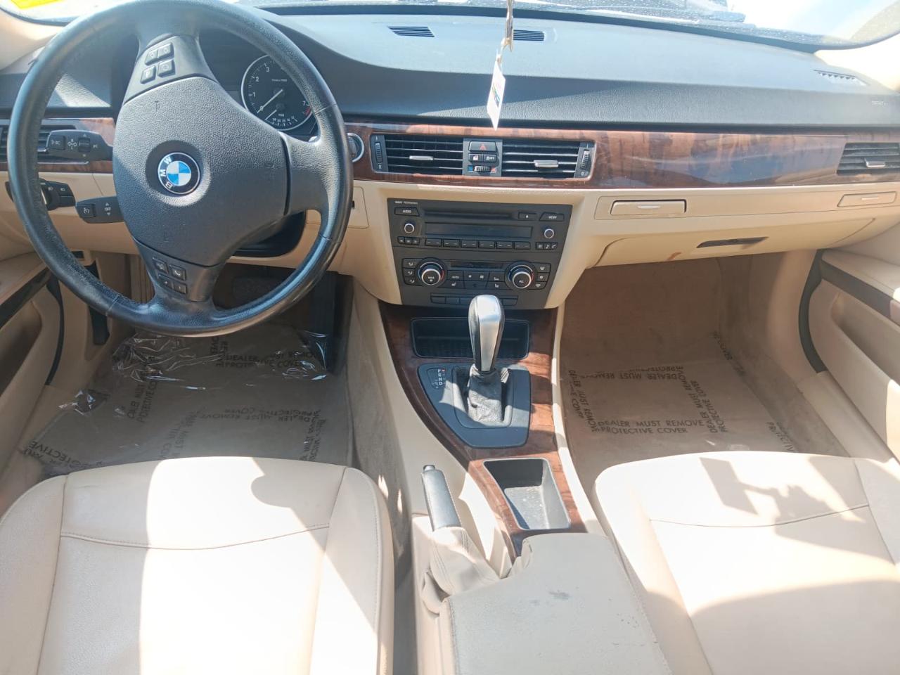 BMW 3-Series 328i xDrive 2011