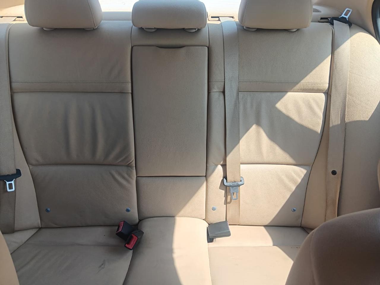 BMW 3-Series 328i xDrive 2011