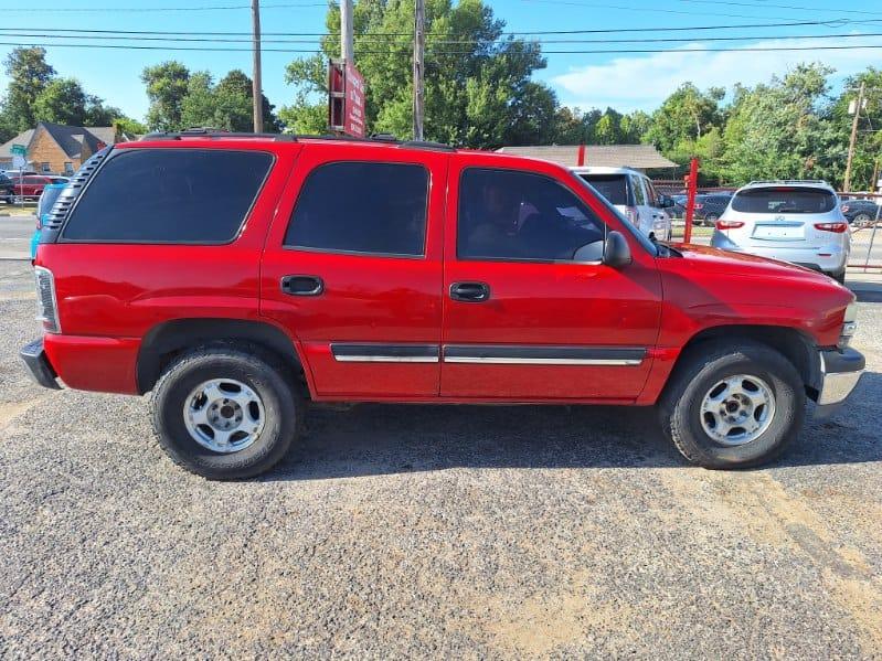 Chevrolet Tahoe Base 2004