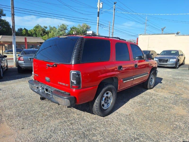 Chevrolet Tahoe Base 2004