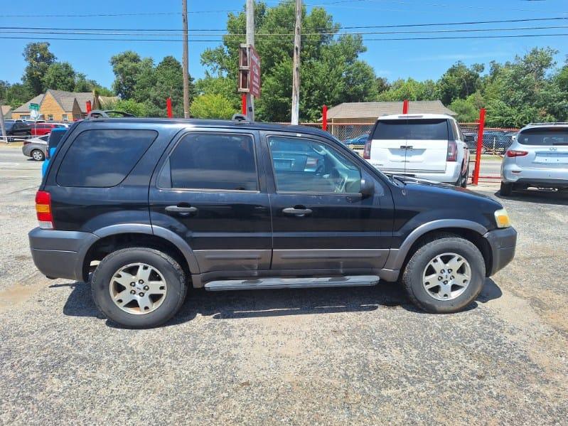 Ford Escape  2005