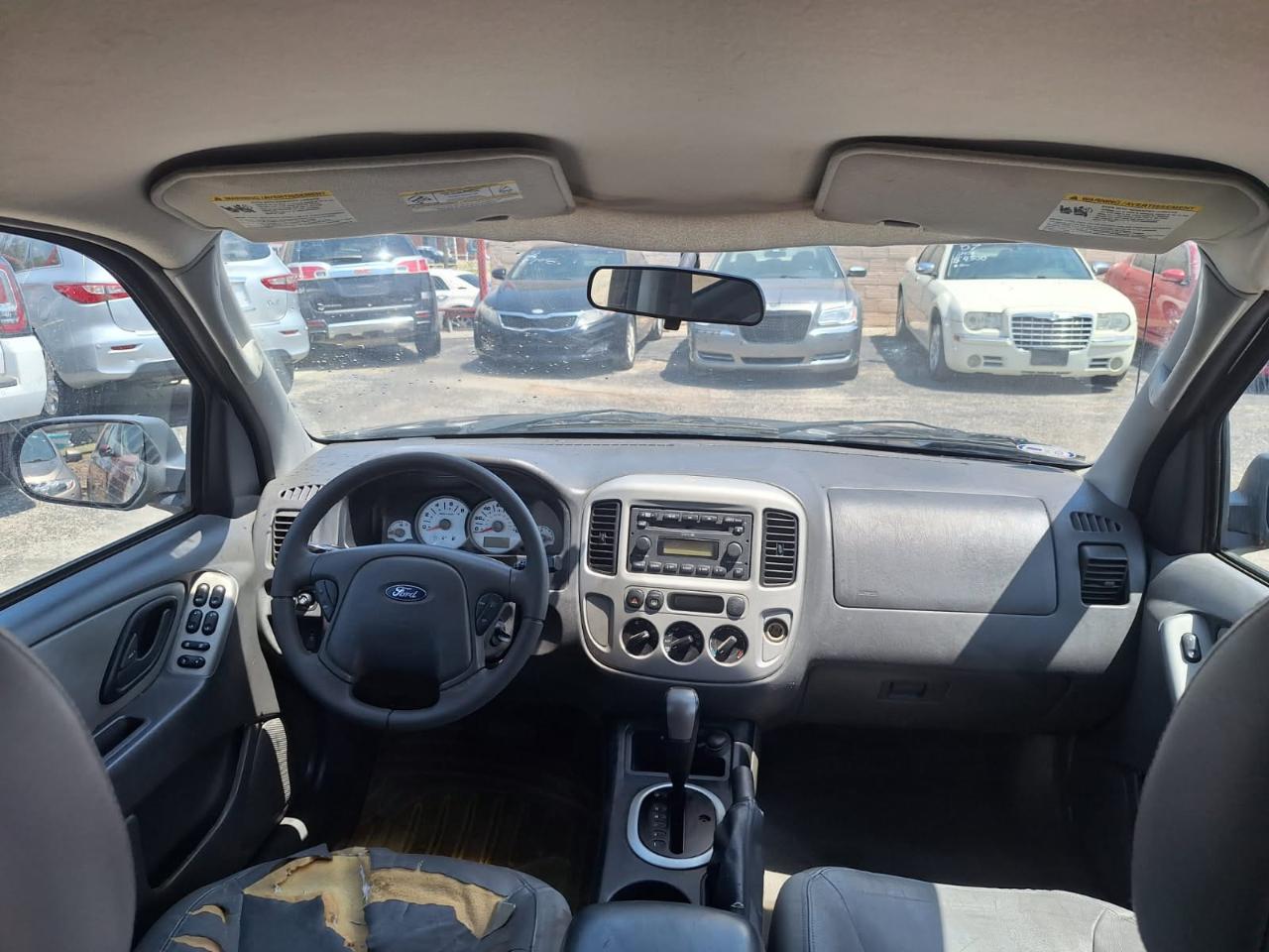 Ford Escape  2005