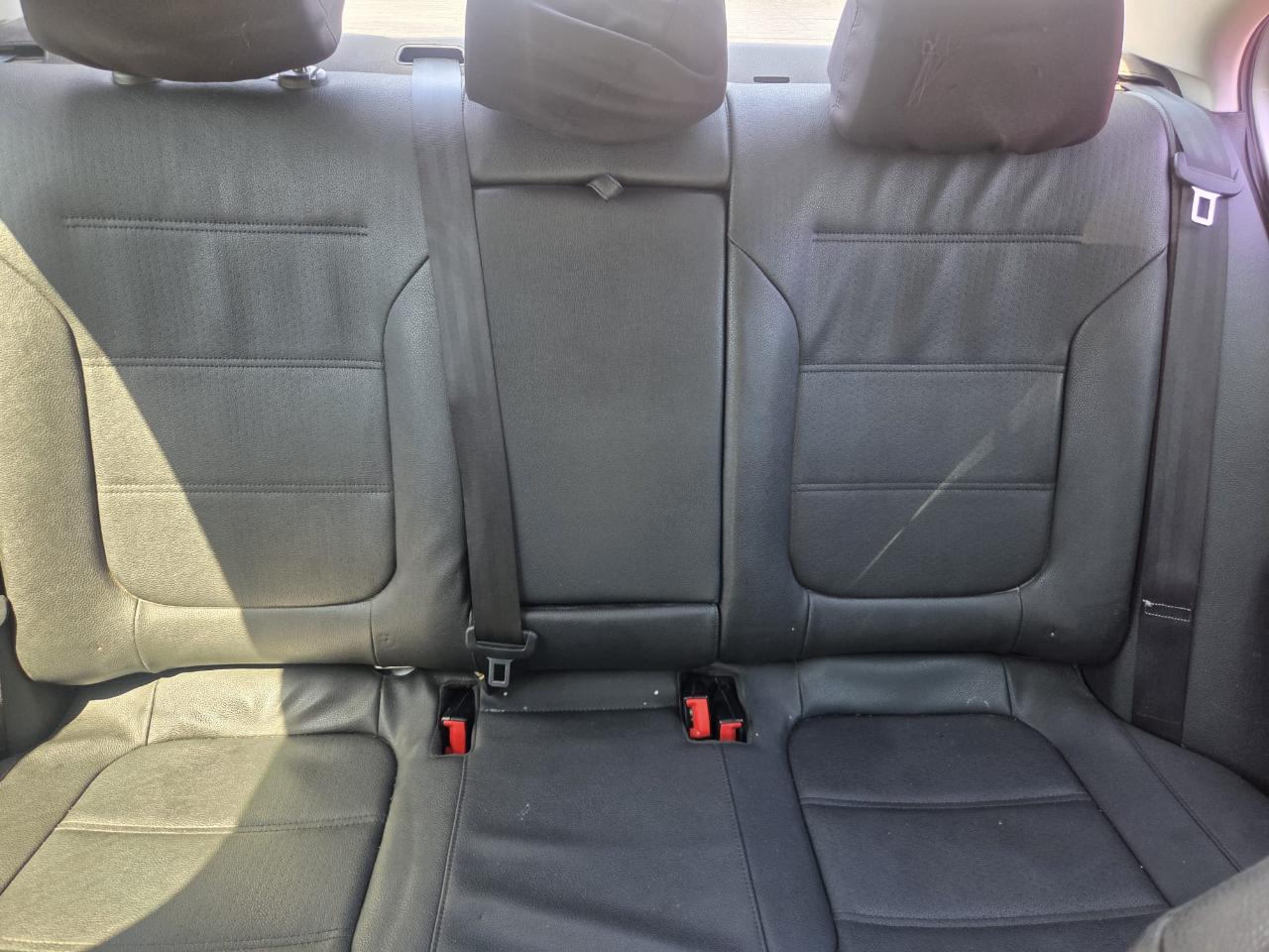 Volkswagen Jetta  2012