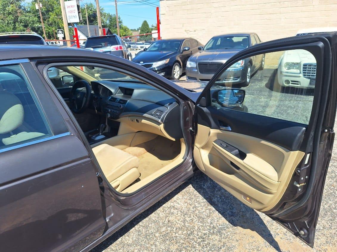Honda Accord LX 2011