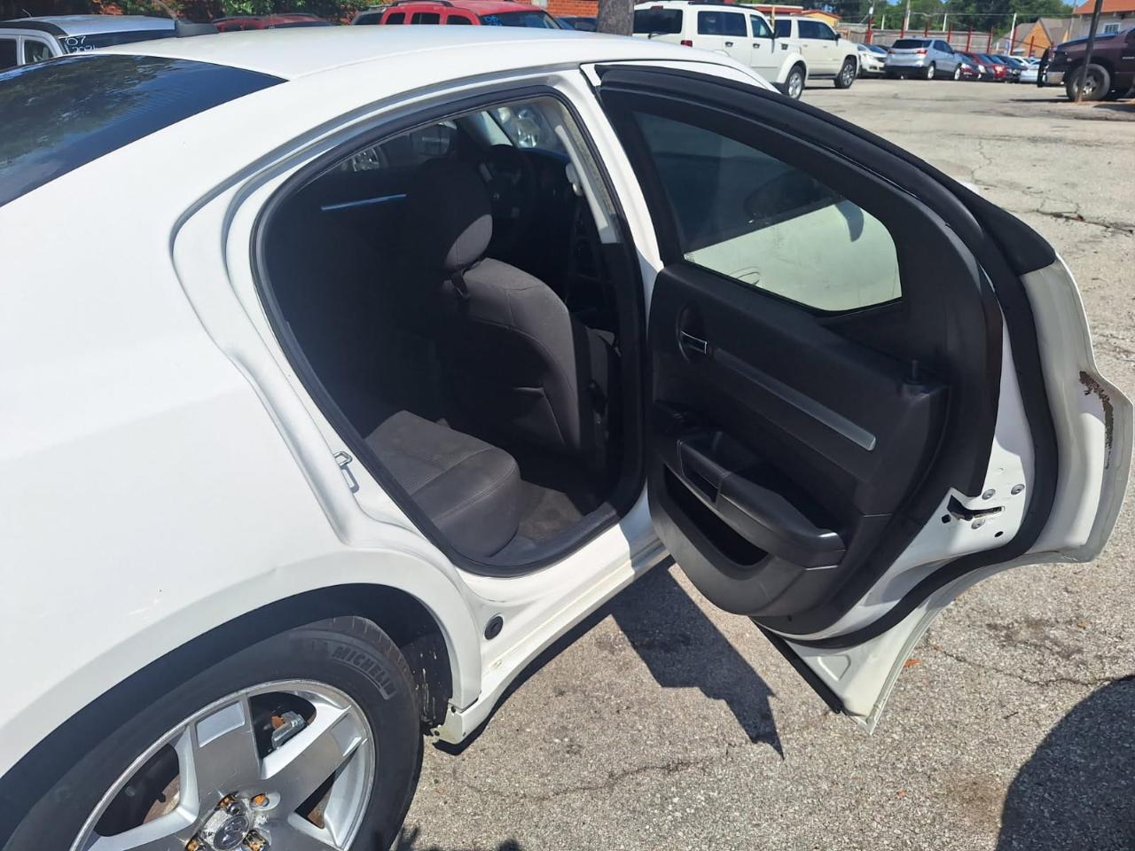 Dodge Charger Base 2008