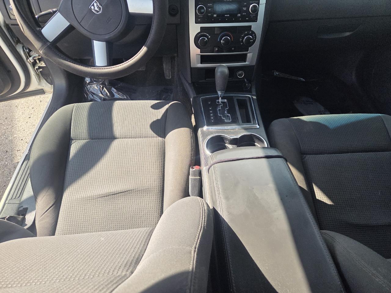 Dodge Charger Base 2008