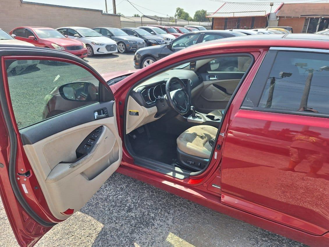 Kia Optima  2012