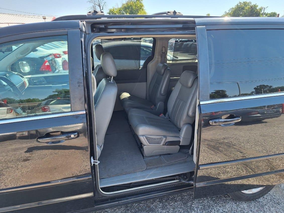 Chrysler Town & Country Touring 2008