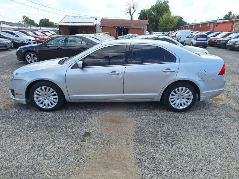 Ford Fusion  2011