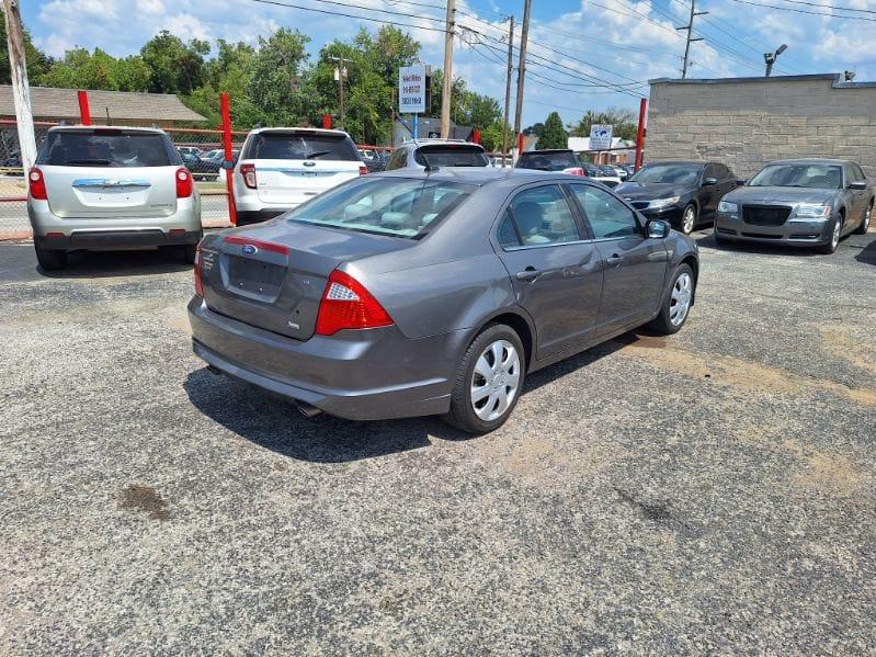 Ford Fusion  2010