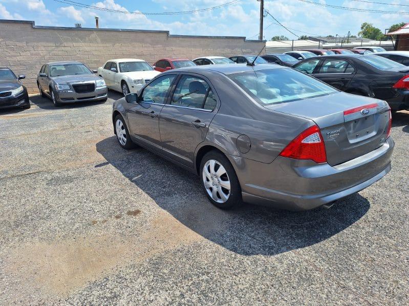 Ford Fusion  2010