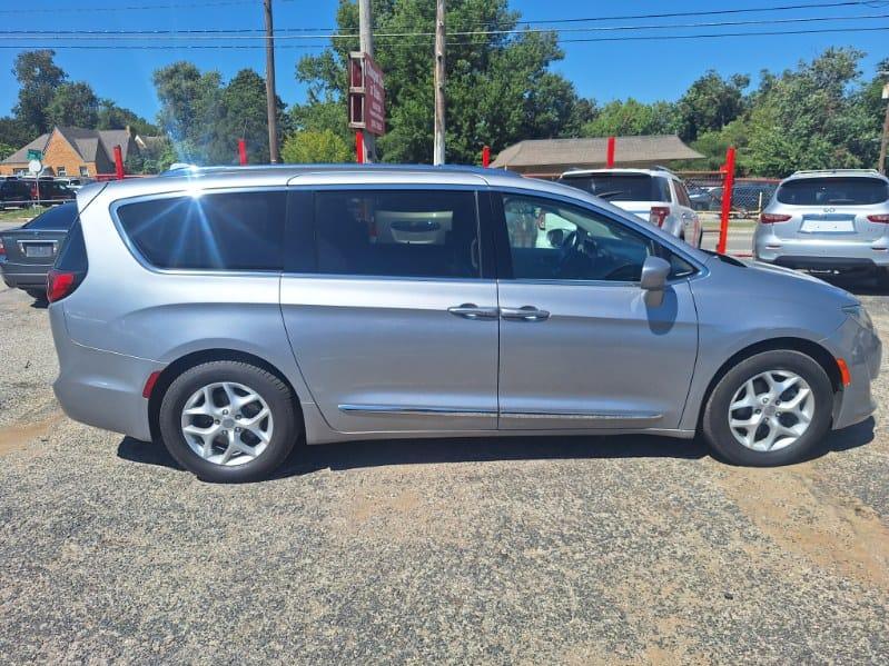 Chrysler Pacifica Touring L 2018