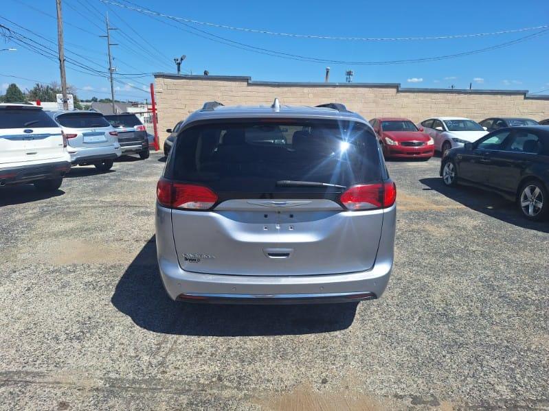 Chrysler Pacifica Touring L 2018