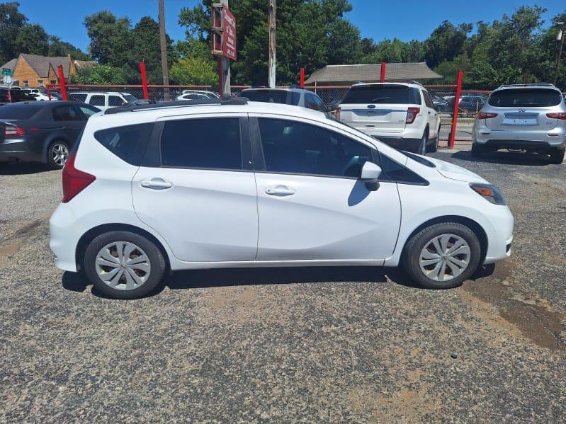 Nissan Versa Note  2017