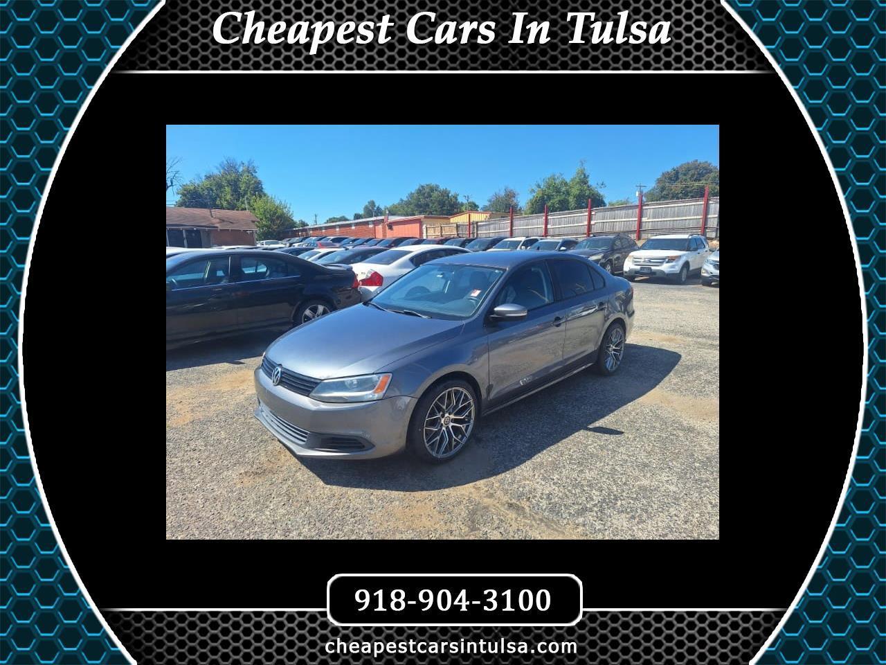 Volkswagen Jetta  2011
