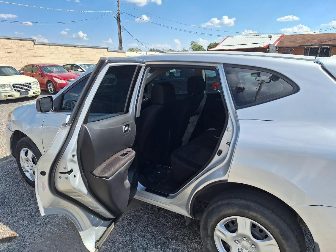Nissan Rogue  2013
